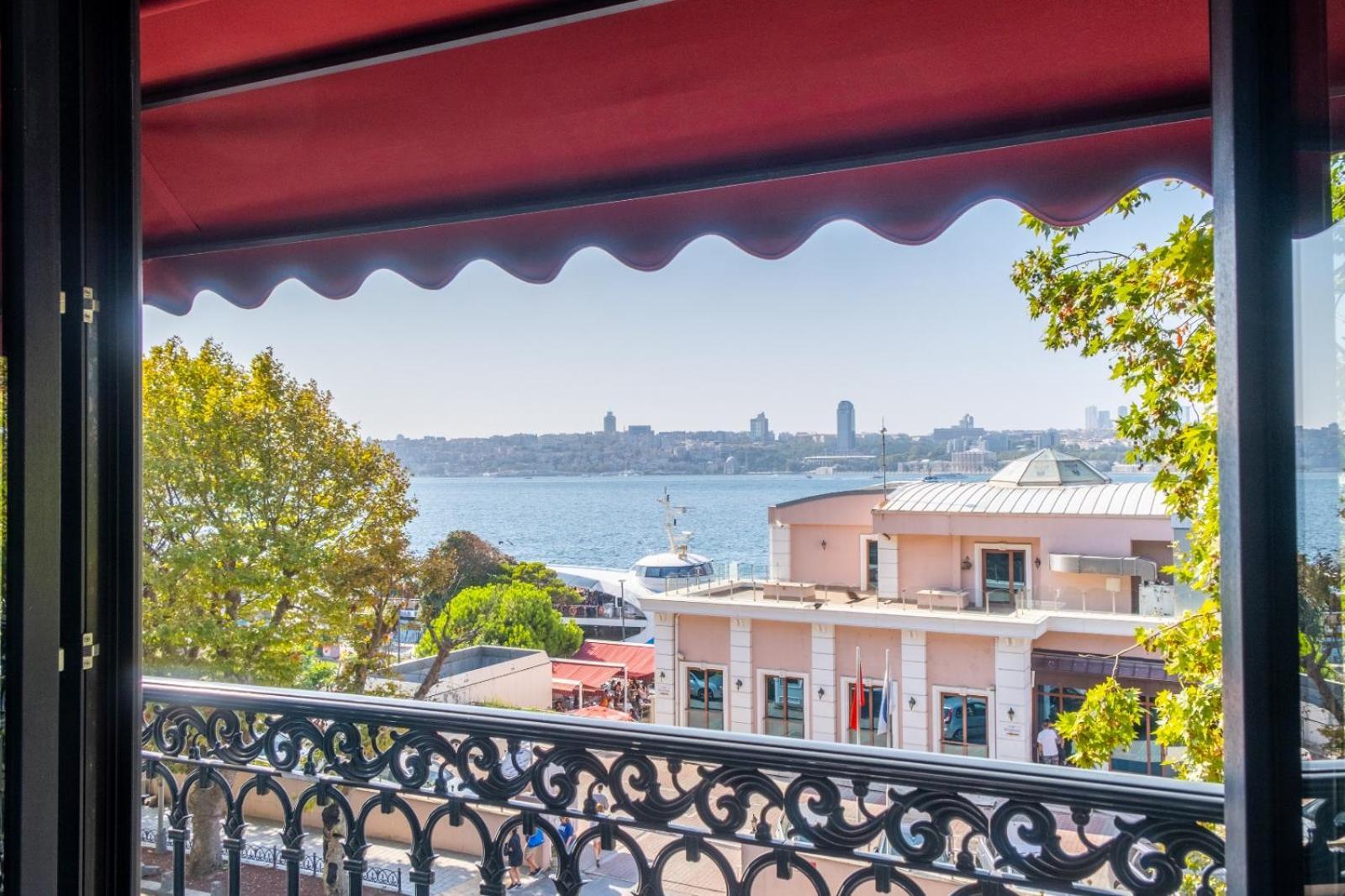 216 Bosphorus Suite Истанбул Екстериор снимка