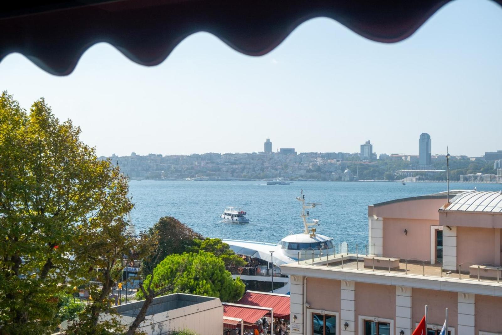 216 Bosphorus Suite Истанбул Екстериор снимка